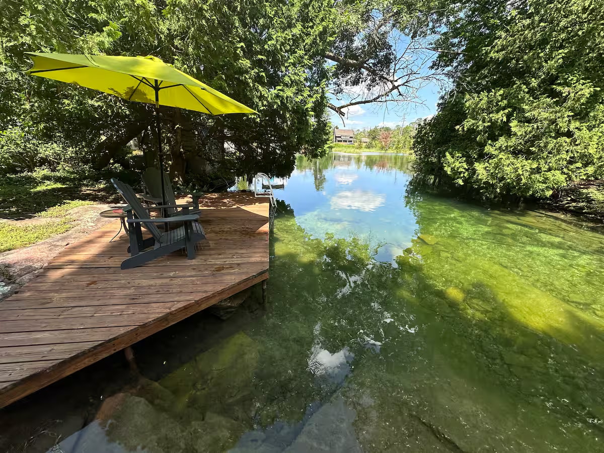 Moose Manor — Renovated Riverfront Cottage photo 5
