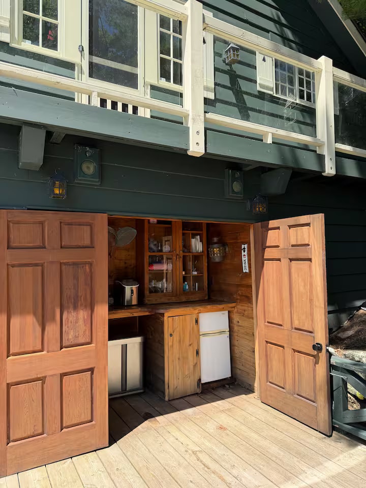Authentic Muskoka Boathouse